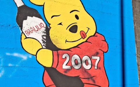 Vandalismo contro  il murales dei coscritti