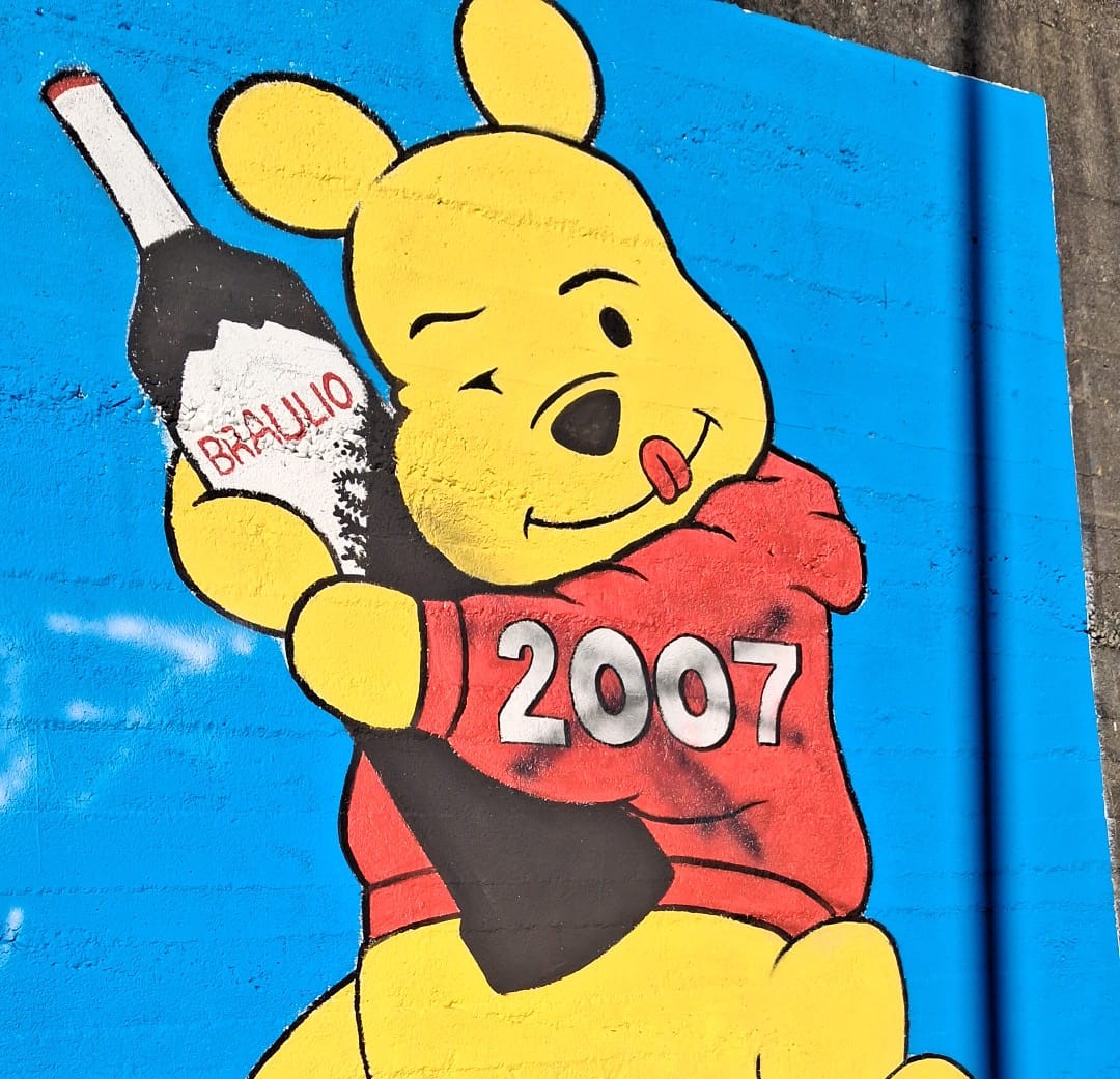 Vandalismo contro  il murales dei coscritti