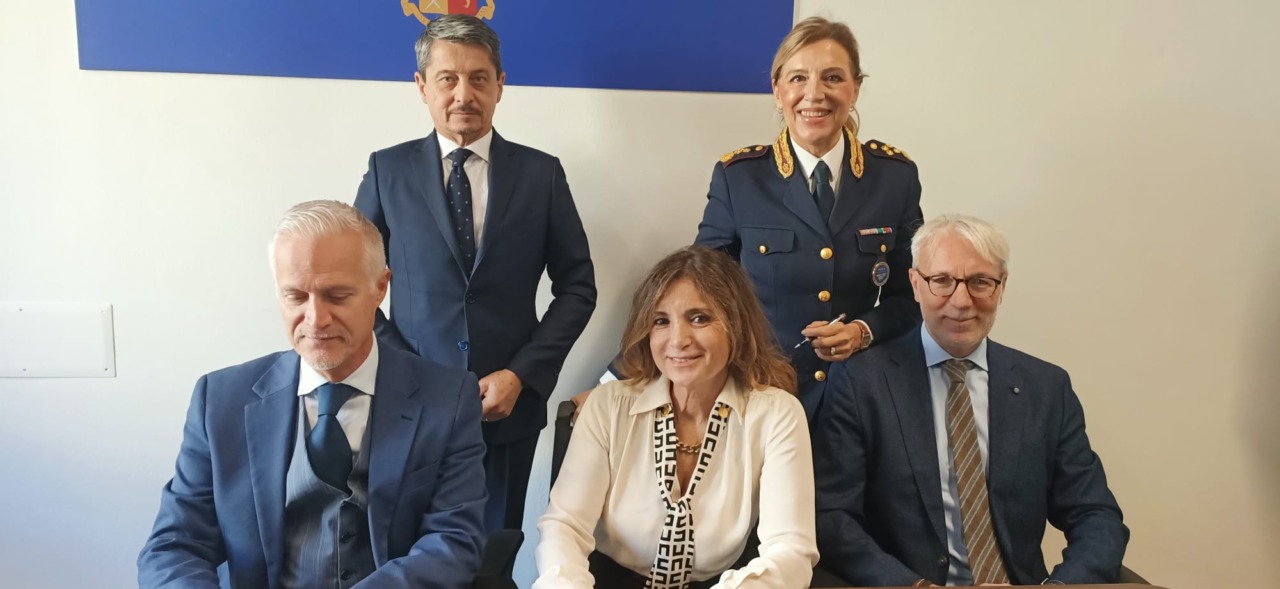 Cybersicurezza, siglata l’intesa tra Polizia e Confindustria Lecco e Sondrio