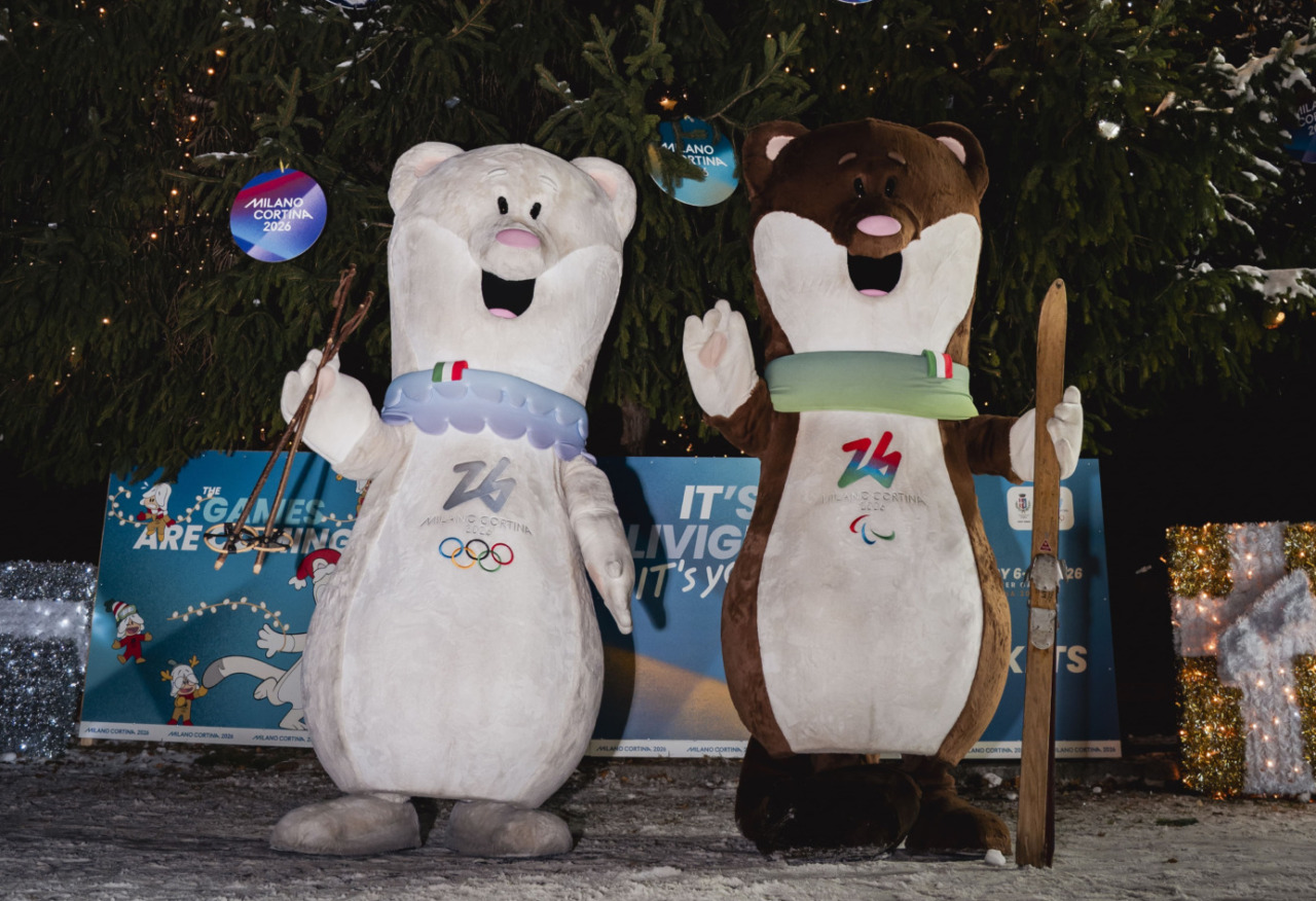 Livigno accende l’Albero Olimpico: inizia l’inverno dei Giochi 2026