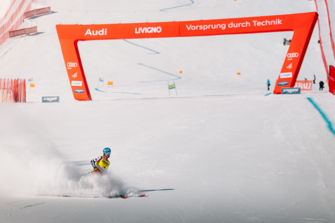 Schwarz trionfa a Livigno: storica prima di Coppa del Mondo sulla pista Li Zeta