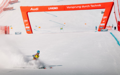 Schwarz trionfa a Livigno: storica prima di Coppa del Mondo sulla pista Li Zeta