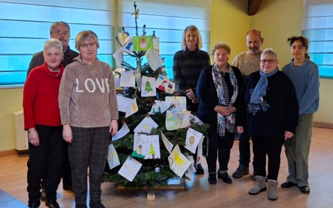 Poesia e musica sotto l’albero inaugurano il 2026 culturale al Polifunzionale di Traona