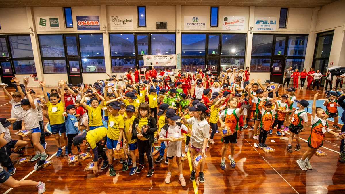 A Morbegno la miniolimpiade dell’atletica per gli Esordienti