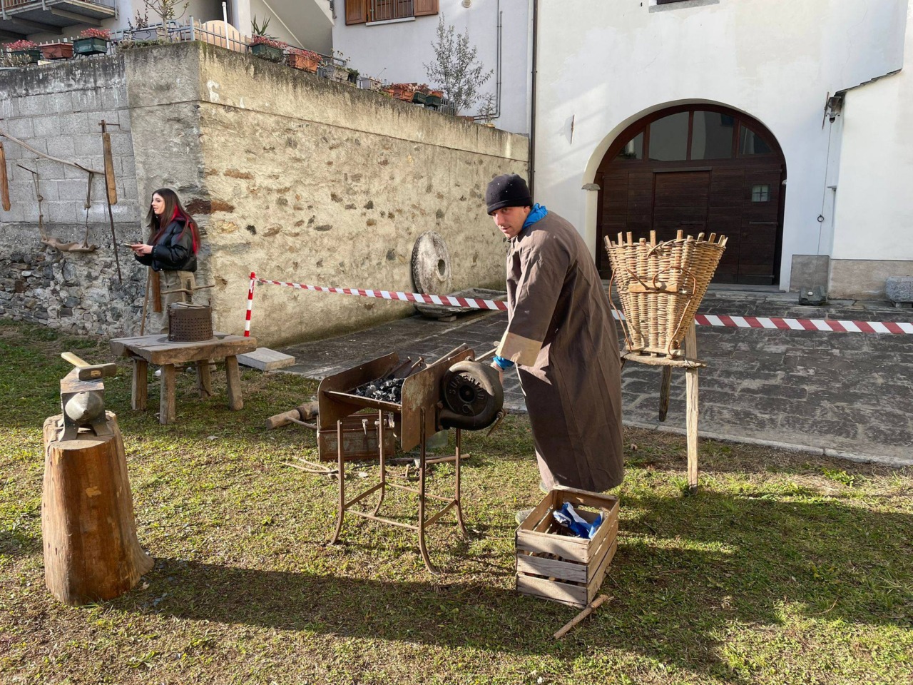 Gli Alpini rievocano ancora i mestieri di un tempo