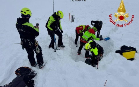 Valanga in Valgerola, 59enne si salva chiamando i soccorsi