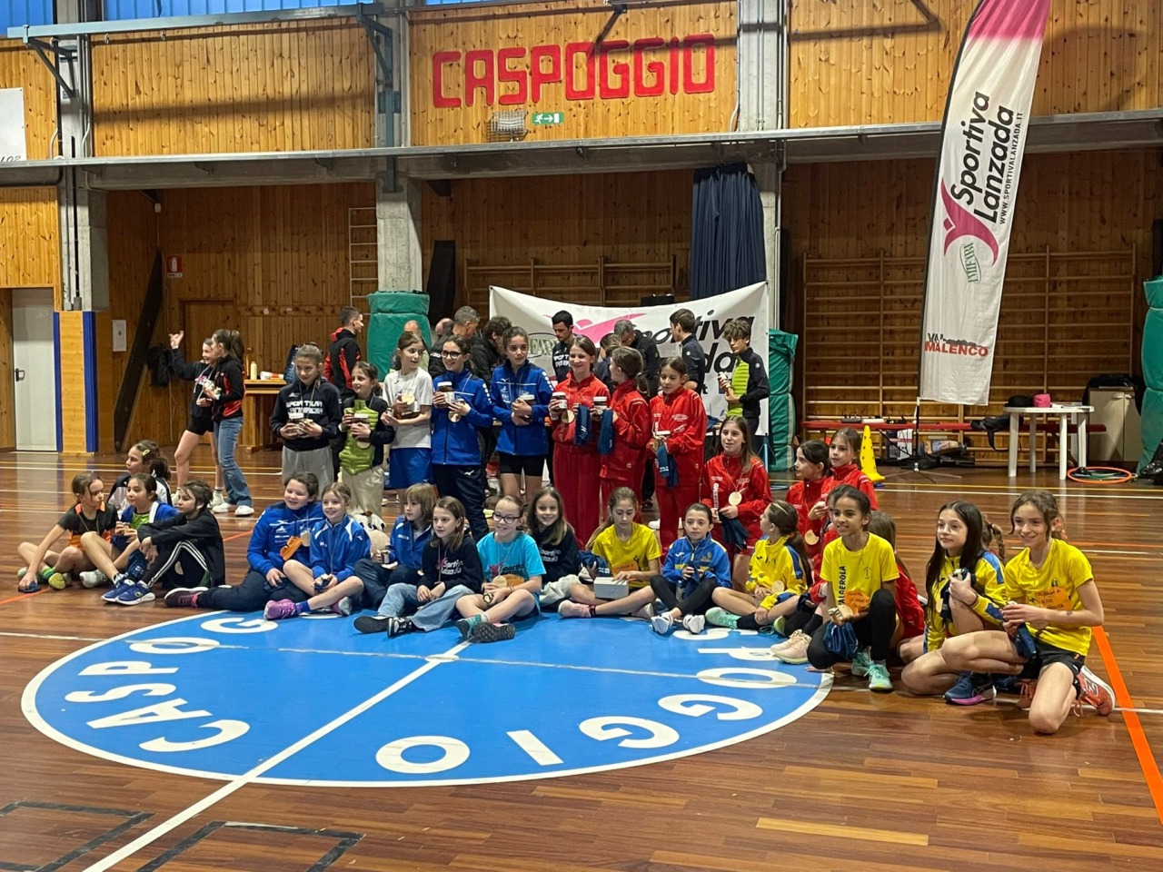 Indoor Malenca: nel Palazzetto di Caspoggio 150 Esordienti a correre, saltare, lanciare