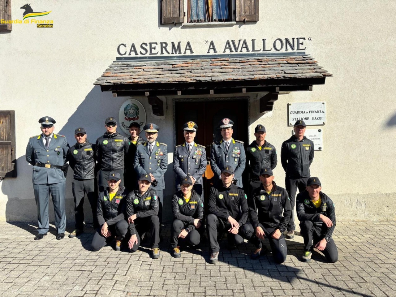 Visita del Generale Pomponi al Soccorso Alpino di Madesimo e alla Tenenza di Chiavenna