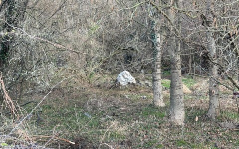 Frana sulla Statale 36: strada ancora chiusa, proseguono i lavori sul versante