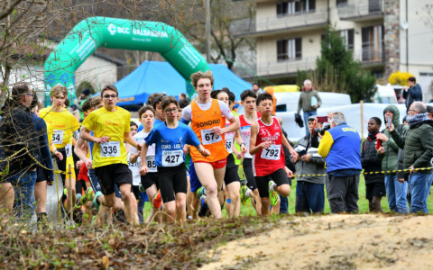 Gli atleti sondriesi brillano a Cortenova: quattro vittorie individuali al Meeting giovanile di cross