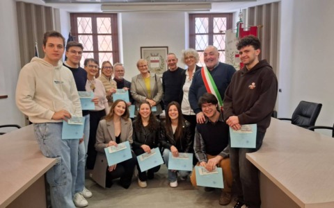 Borse di studio dal Comune ai giovani meritevoli