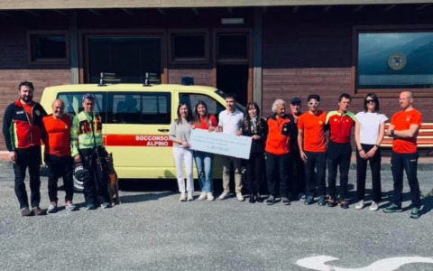 Donati al Soccorso Alpino i fondi raccolti in ricordo di Sebastiano Erba