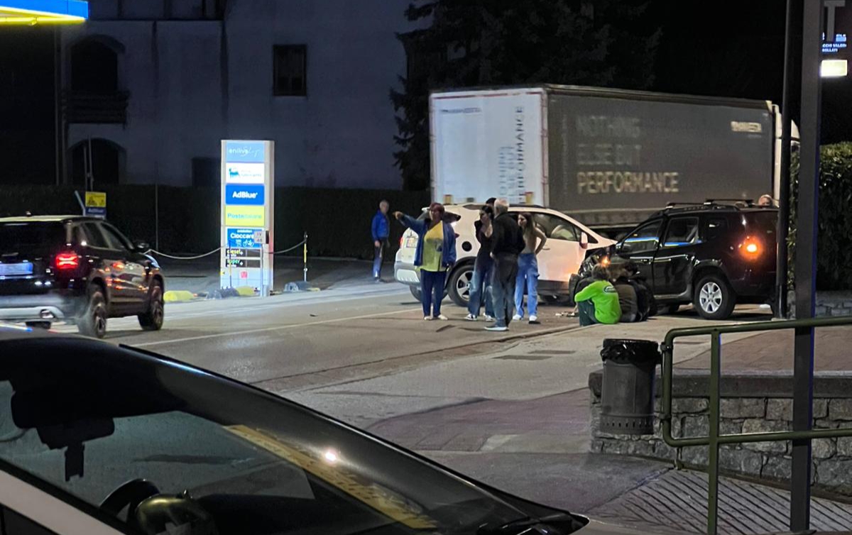 Incidente sulla statale 38, cinque coinvolti