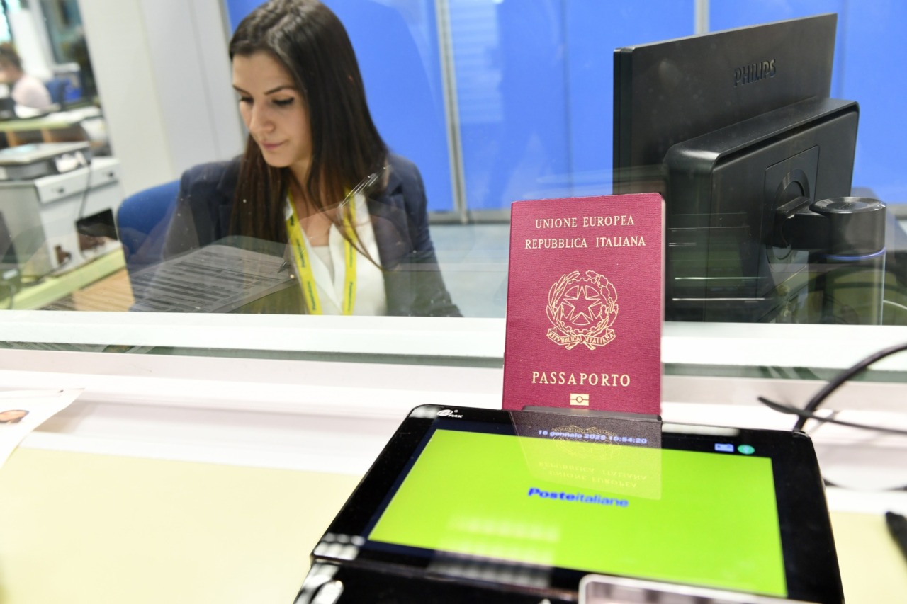 Ora il passaporto si può fare anche in Posta
