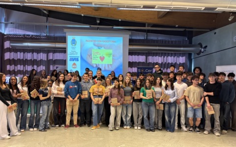 Una cerimonia pubblica per i neo maggiorenni