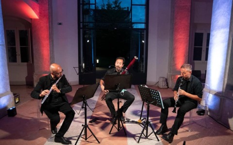 “Racconto di Fellini”, un concerto-spettacolo con l’attore Renato Geremicca e il Trio Eccentrico