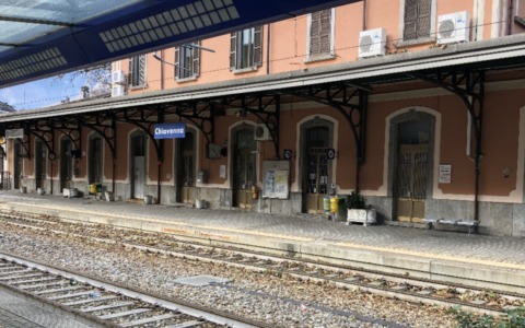 Danneggiamenti alla stazione, identificati i responsabili
