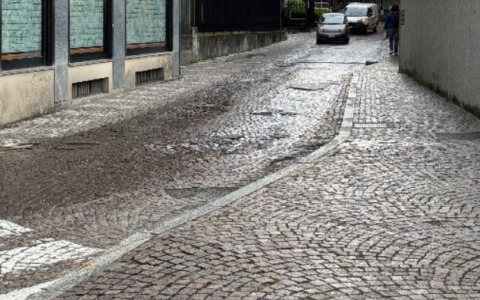 Lunedì 4 maggio partono i lavori in via Gavazzeni: scatta la chiusura al traffico