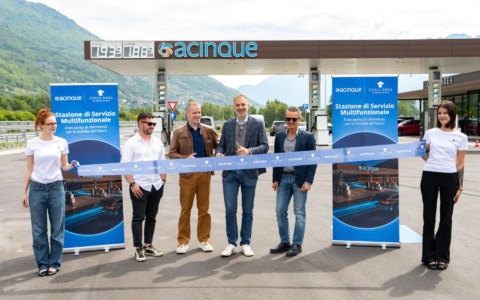 Inaugurata la stazione di rifornimento di Acinque sulla tangenziale