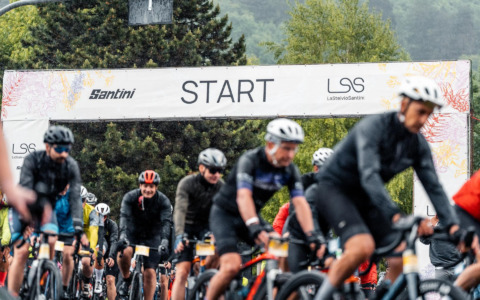 La Stelvio Santini 2026 è pronta al via: debutta la prova gravel