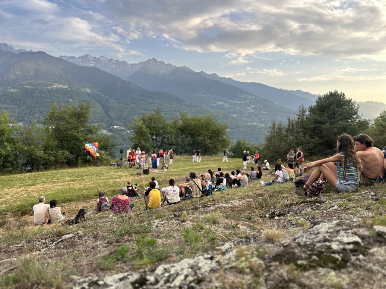 “Tra le Ande e le Alpi” buona la prima