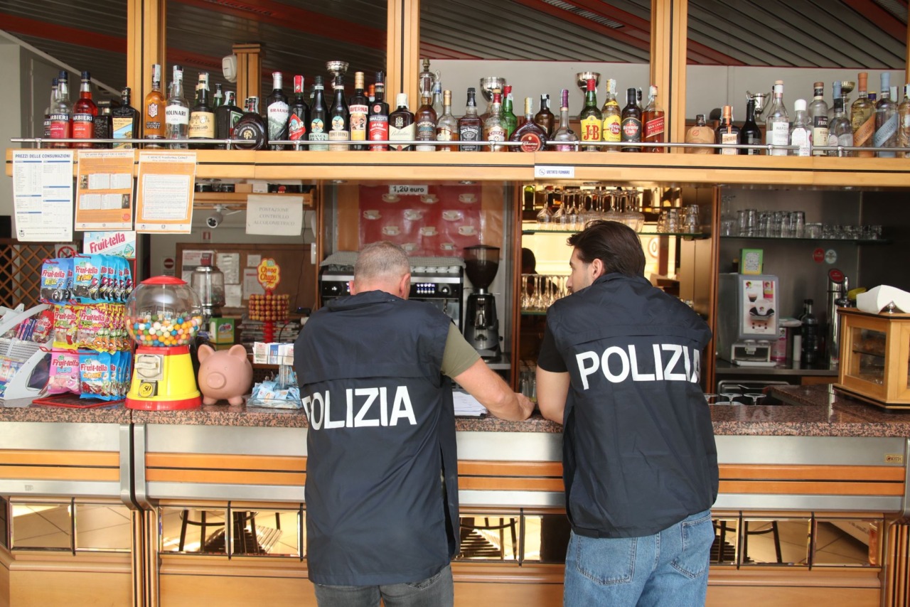 Rissa in un bar, Daspo urbano a 5 stranieri