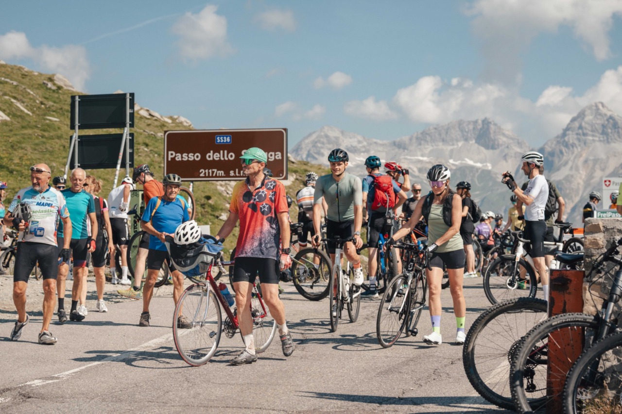 In 8000 hanno pedalato sul Passo dello Spluga