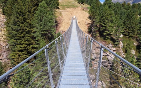 Ecco il nuovo ponte “Tibetano delle Vacche”