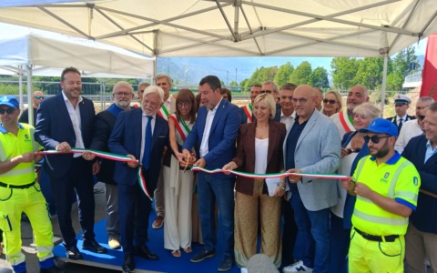 Inaugurata la tangenziale: Salvini al taglio del nastro