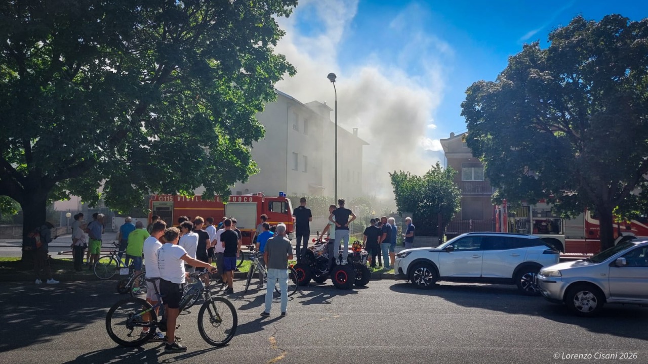 Fiamme su un tetto fotovoltaico