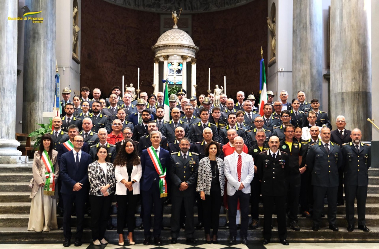 La Guardia di Finanza ha celebrato il patrono San Matteo