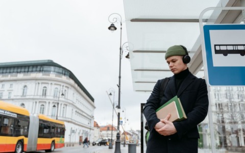 Turismo e Wi-Fi pubblico: i consigli per proteggere i tuoi dati mentre esplori la provincia