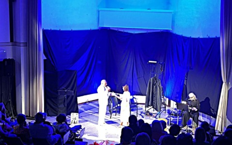 Lo show “Abracadabra” emoziona il pubblico