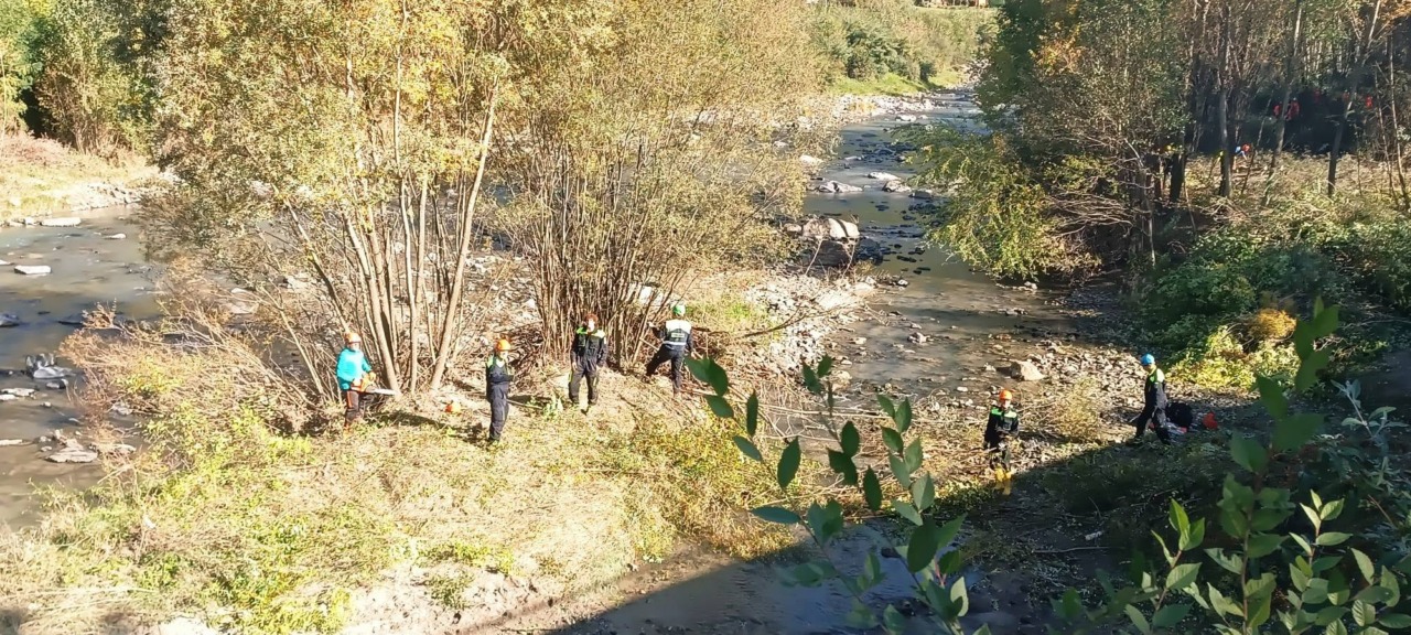 Fiumi Sicuri, volontari al lavoro lungo l’Adda, il sindaco ringrazia la Protezione civile