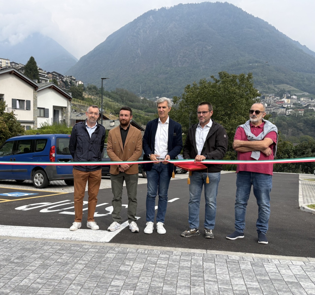 Mossini, inaugurato il nuovo parcheggio